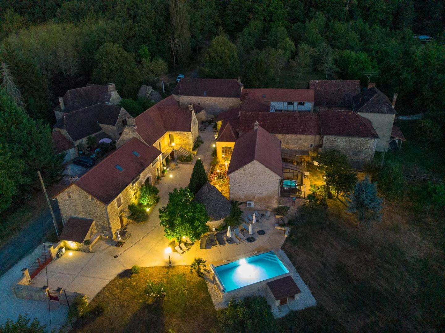 Aux Bories De Marquay, Chambres D'Hotes B&B Avec Piscine Et Spa Pres De Sarlat Екстер'єр фото
